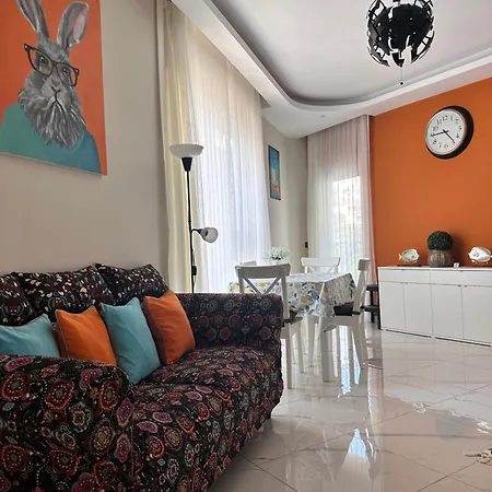 Cozy 2-bedroom Apartment, Cleopatra Beach, *