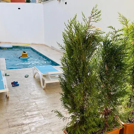 Cozy 2-bedroom Apartment, Cleopatra Beach, Alanya